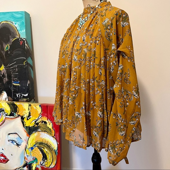 NWOT- KENSIE Jeans Oversized Top-L - Picture 2 of 14